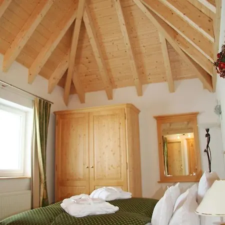 ホテル Berghof 4*