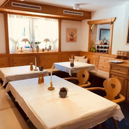 Отель Berghof 4*