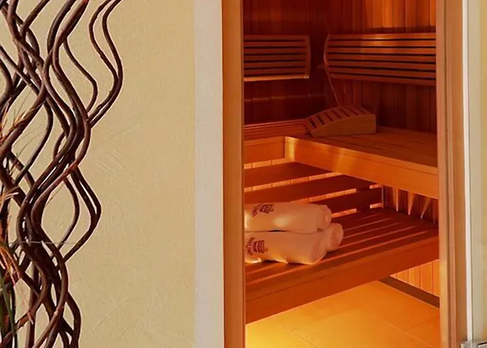 Berghof מלון נאודרס