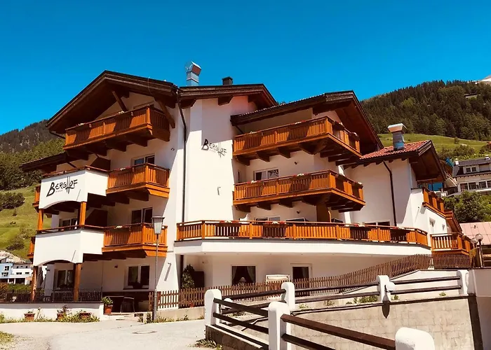 Hotel Berghof 4*